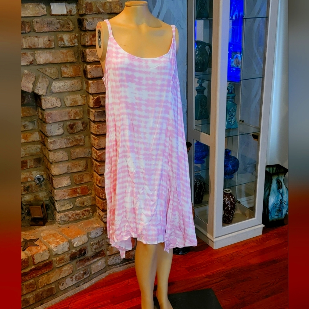 Torrid pink and white dress adjustable straps